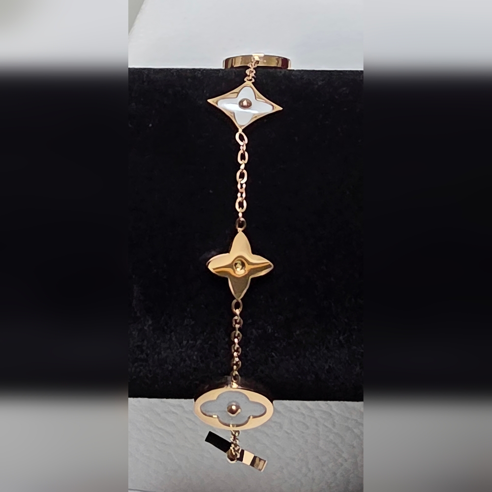 18k Rose Gold Plated Titanium Steel Mother Of Pearl Geometric Bracelet NWOT